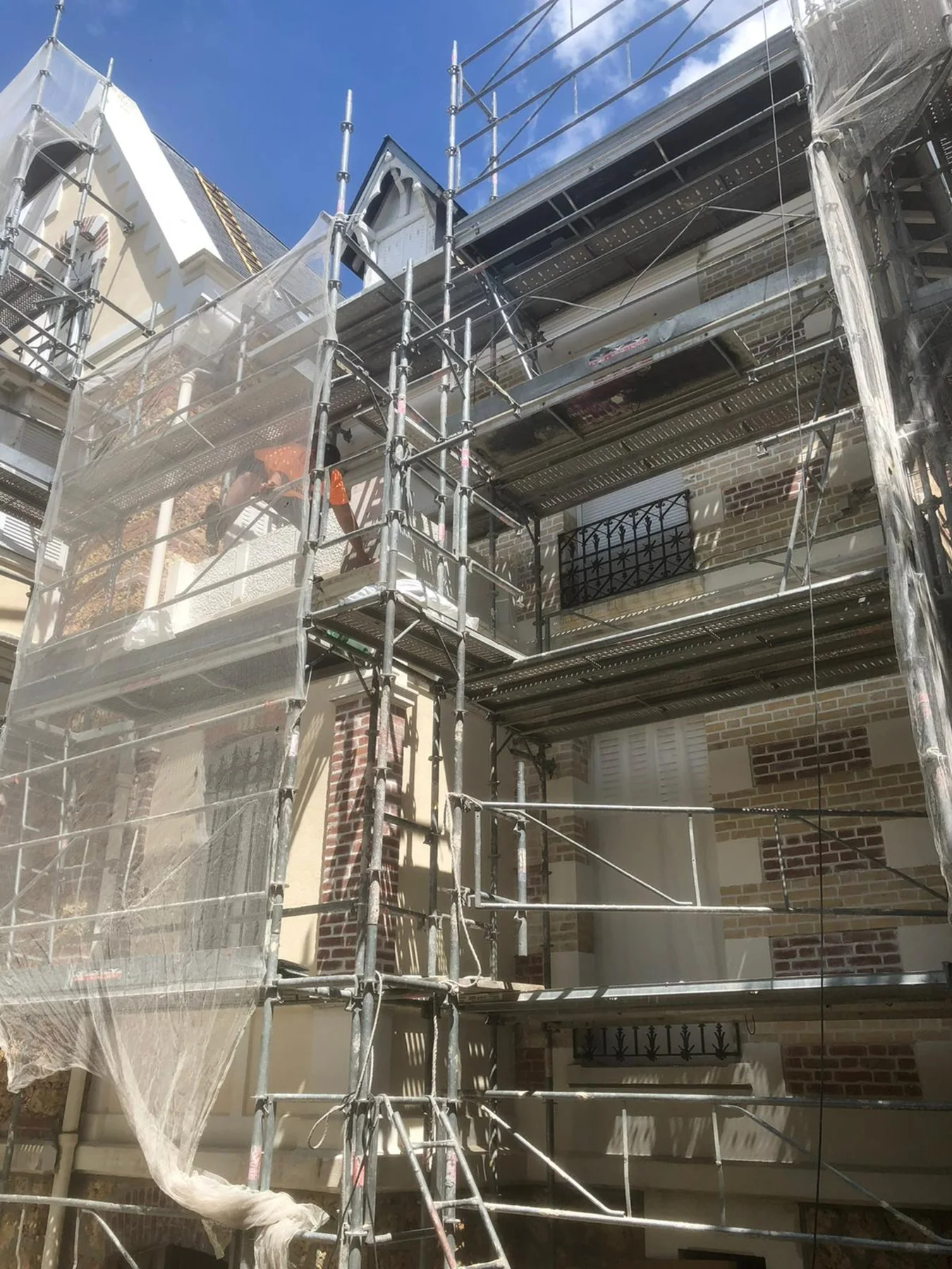 Entretien des façades — détails de chantier